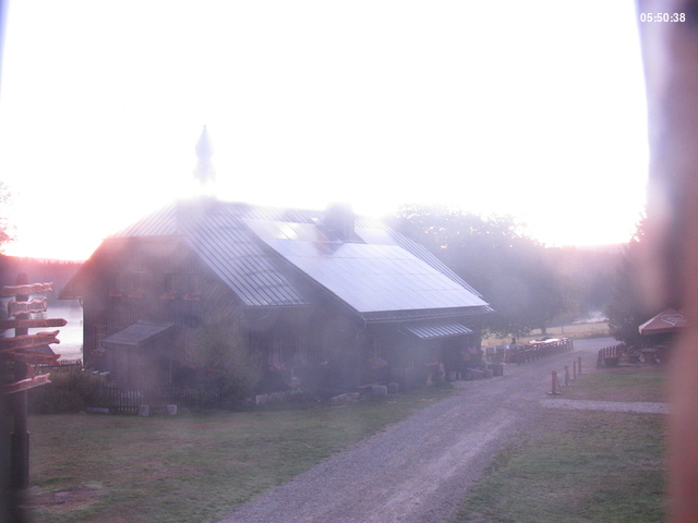 f202609070350.jpg